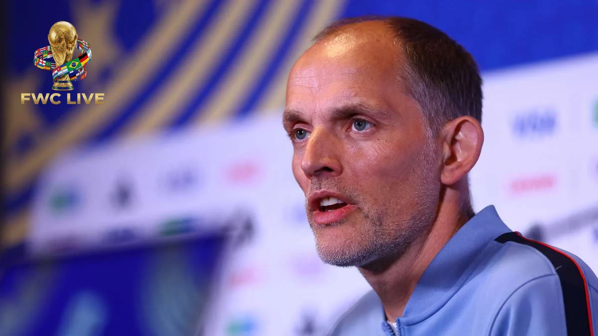 Thomas Tuchel discussing World Cup hydration breaks